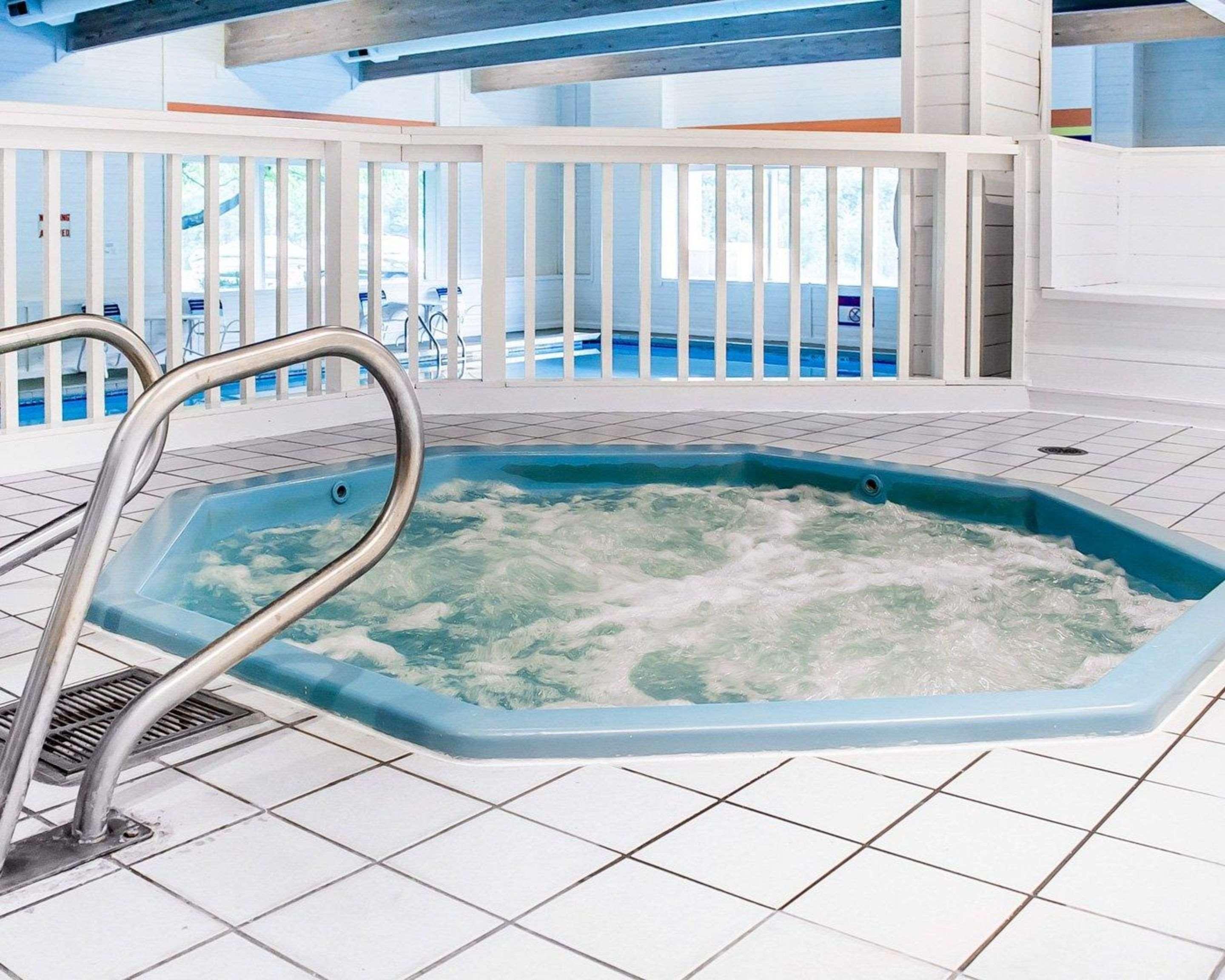 Quality Inn Rhinelander Esterno foto